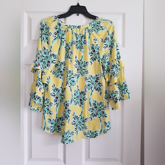 Crown & Ivy top - Picture 2 of 4